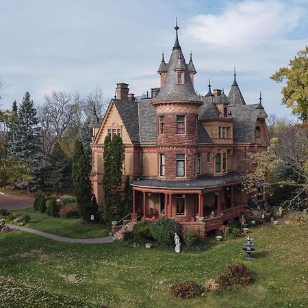 كالامازو Henderson Castle Inn المظهر الخارجي الصورة