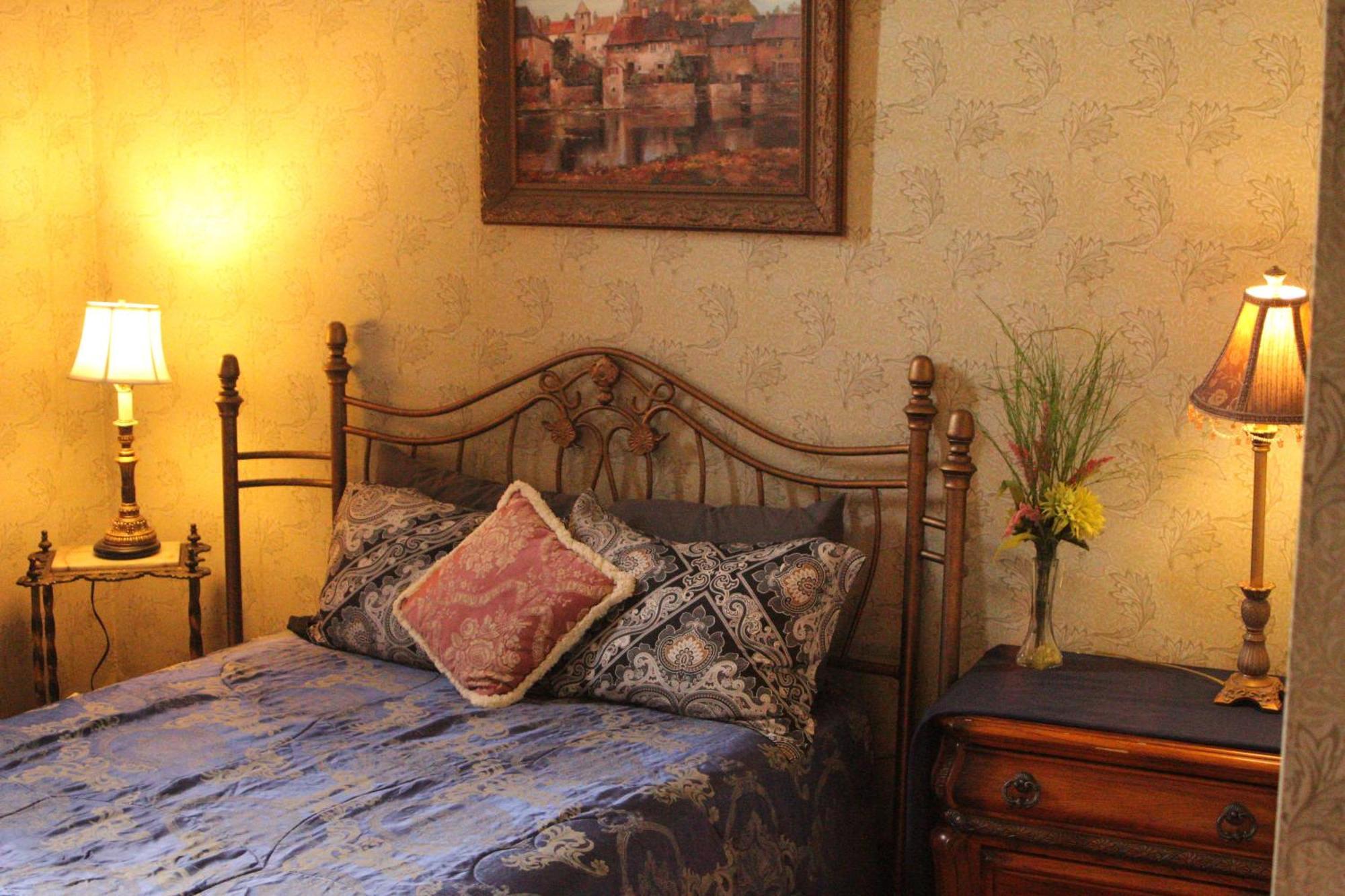 كالامازو Henderson Castle Inn الغرفة الصورة