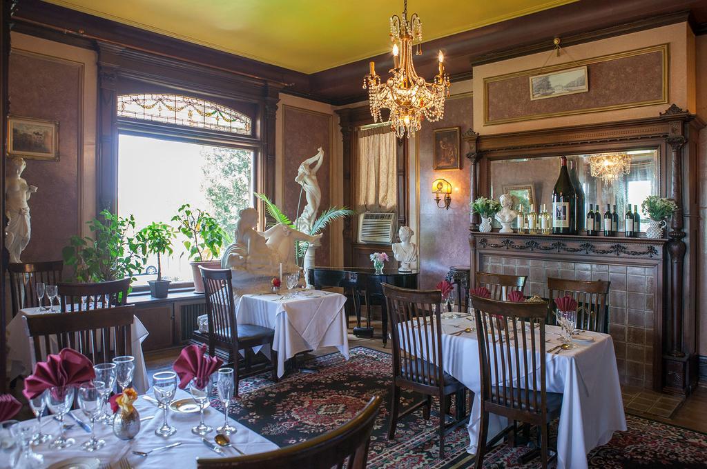 كالامازو Henderson Castle Inn المظهر الخارجي الصورة