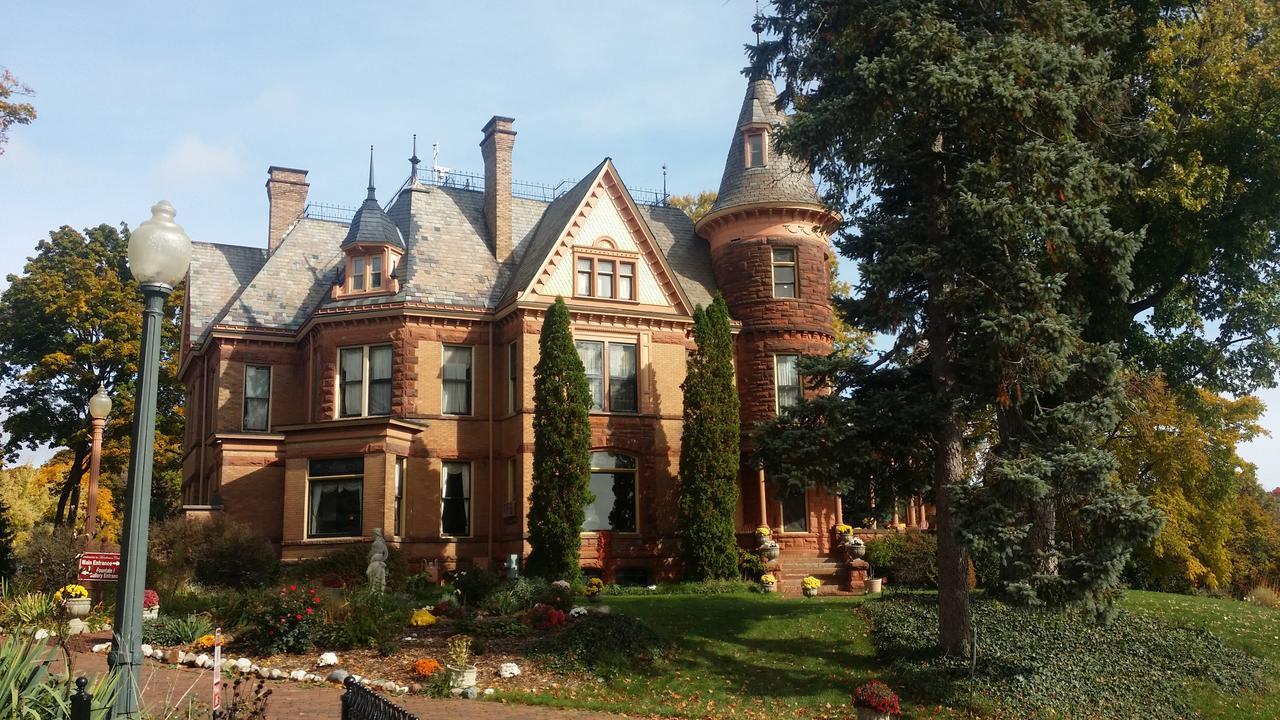 كالامازو Henderson Castle Inn المظهر الخارجي الصورة